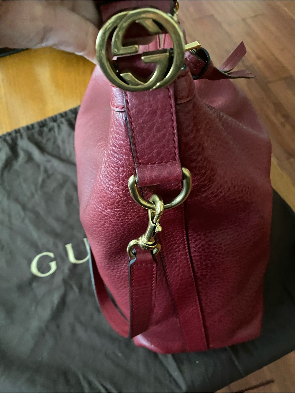 Authentic Gucci Red Pebbled Leather Shoulder Bag with Gold Hardware